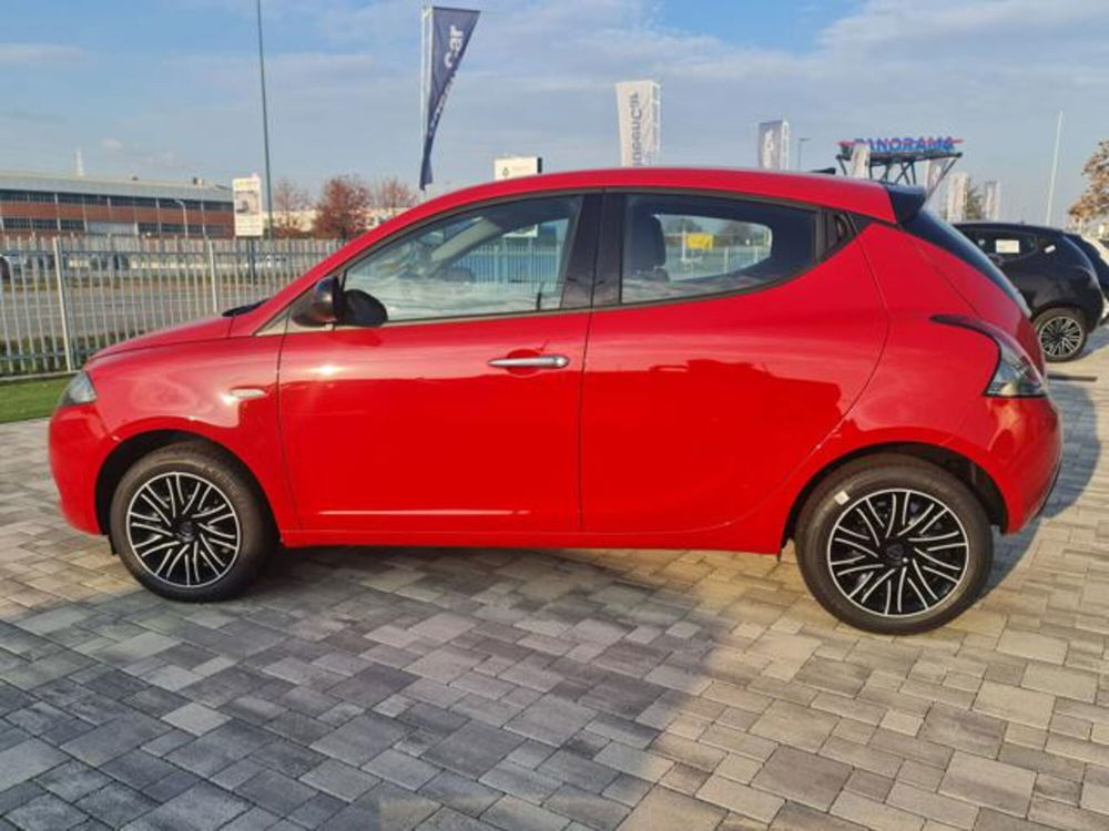 Lancia Ypsilon nuova a Torino (6)