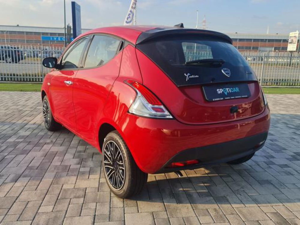 Lancia Ypsilon nuova a Torino (7)