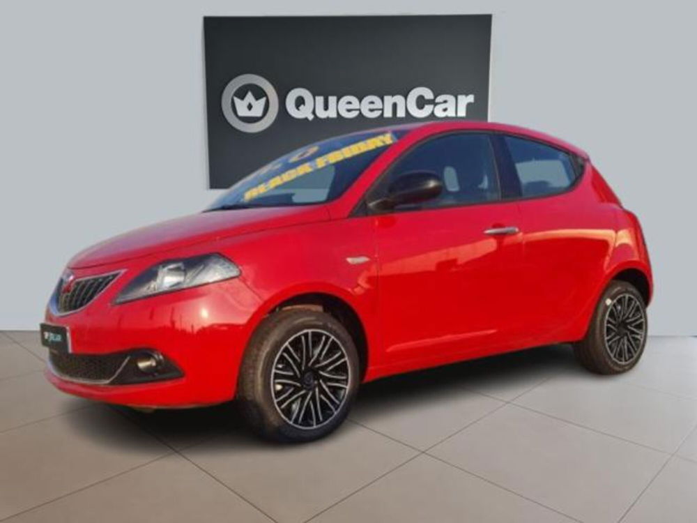 Lancia Ypsilon nuova a Torino