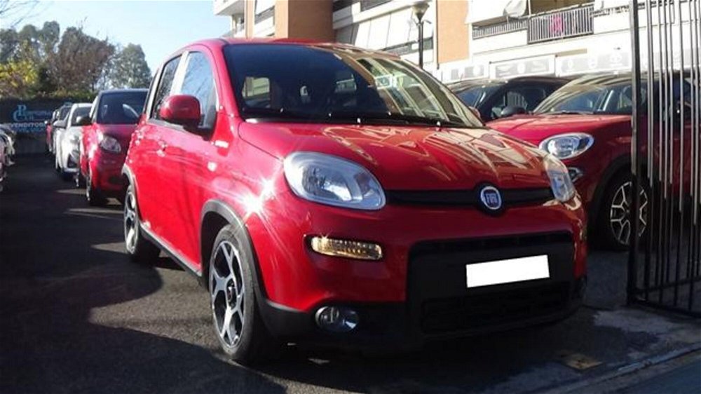 Fiat Panda 1.0 FireFly S&S Hybrid Launch Edition del 2022 usata a Roma (2)