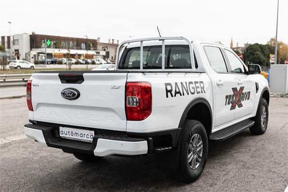 Ford Ranger Ranger 2.0 ECOBLUE aut. DC XLT 5 posti nuova a Silea (2)