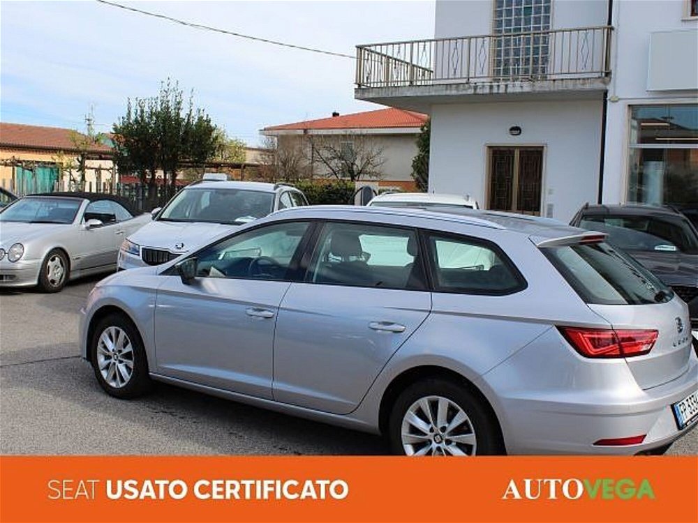 SEAT Leon ST 1.6 TDI 115 CV DSG Business  del 2018 usata a Vicenza (3)