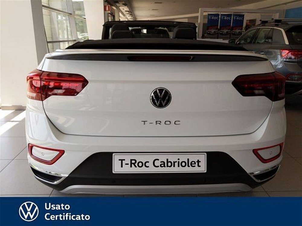 Volkswagen T-Roc Cabrio 1.0 TSI Style  del 2022 usata a Vicenza (3)