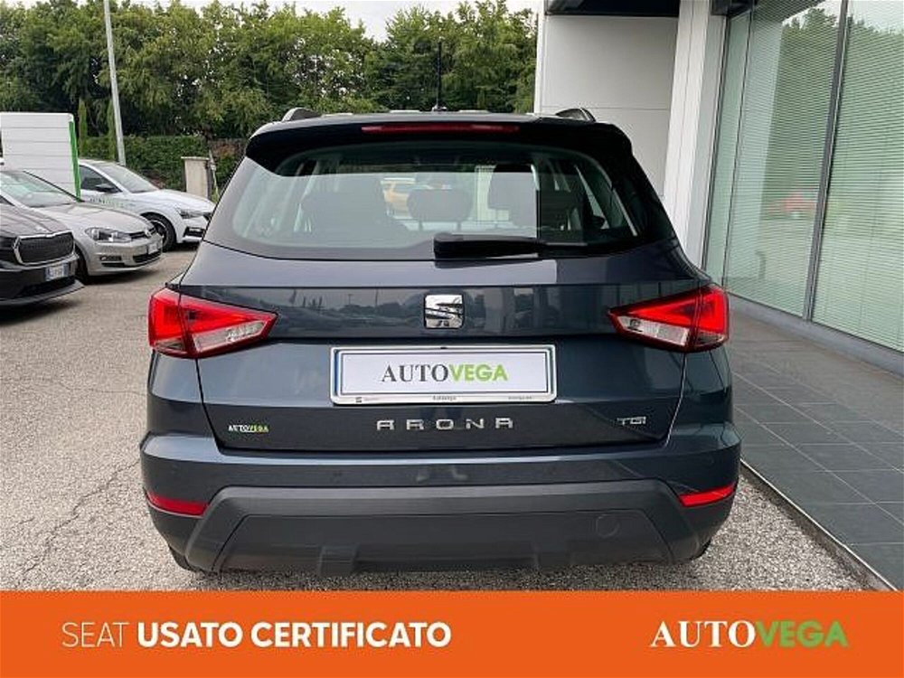 SEAT Arona 1.0 TGI Style  del 2020 usata a Vicenza (4)