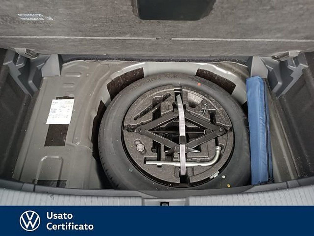 Volkswagen T-Cross 1.0 tsi Life 95cv del 2020 usata a Vicenza (5)