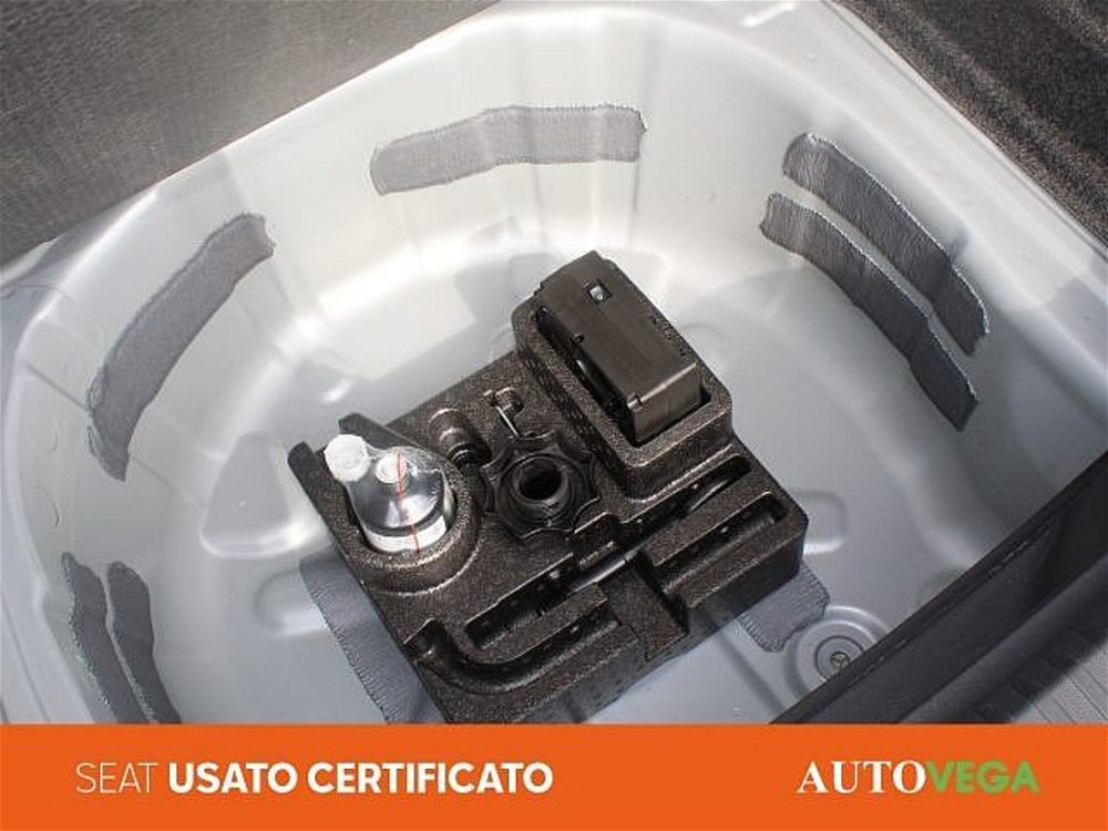 SEAT Arona 1.0 ecotsi Xperience 95cv del 2022 usata a Vicenza (5)