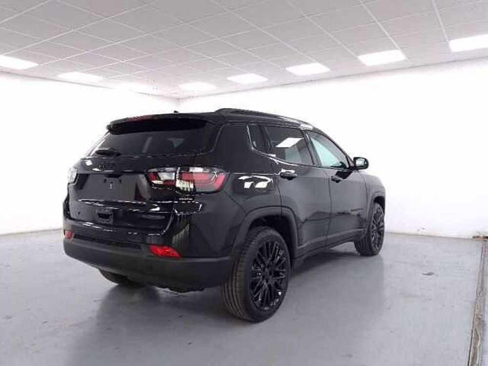 Jeep Compass nuova a Cuneo (8)