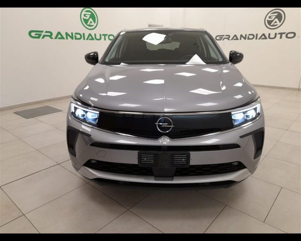 Opel Grandland 1.6 PHEV aut. FWD Business Elegance  nuova a Alessandria (2)