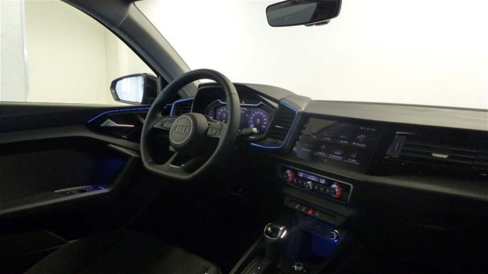 Audi A1 Sportback 30 TFSI S tronic Business del 2023 usata a Modena (4)
