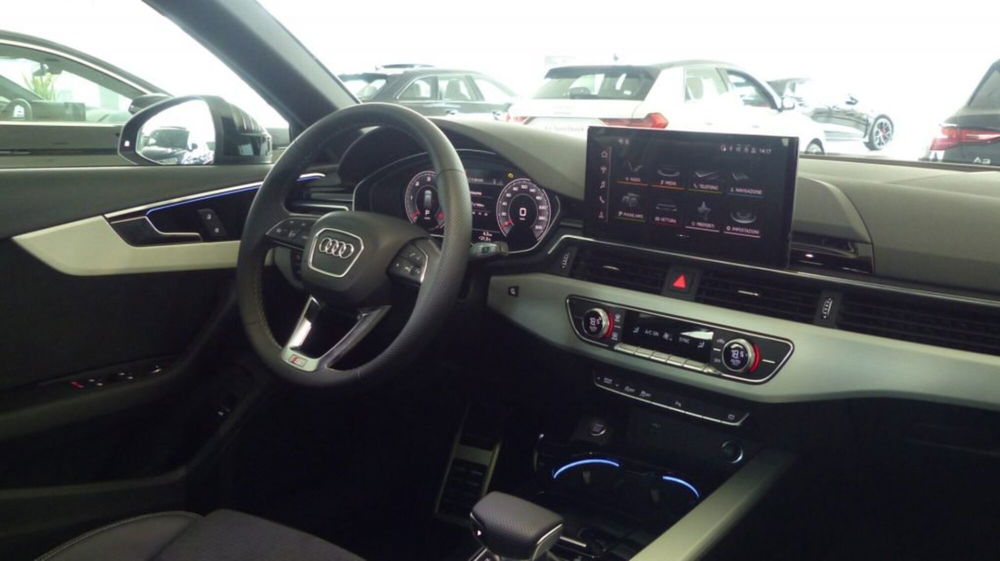 Audi A4 Avant nuova a Modena (7)