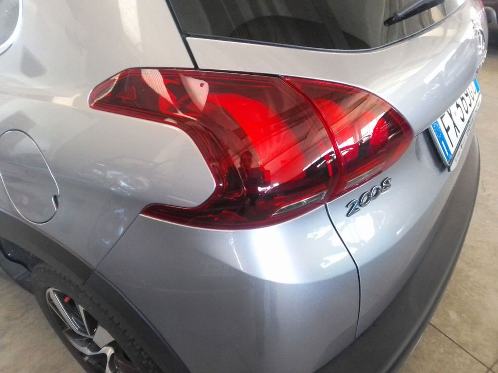 Peugeot 2008 usata a Milano (12)