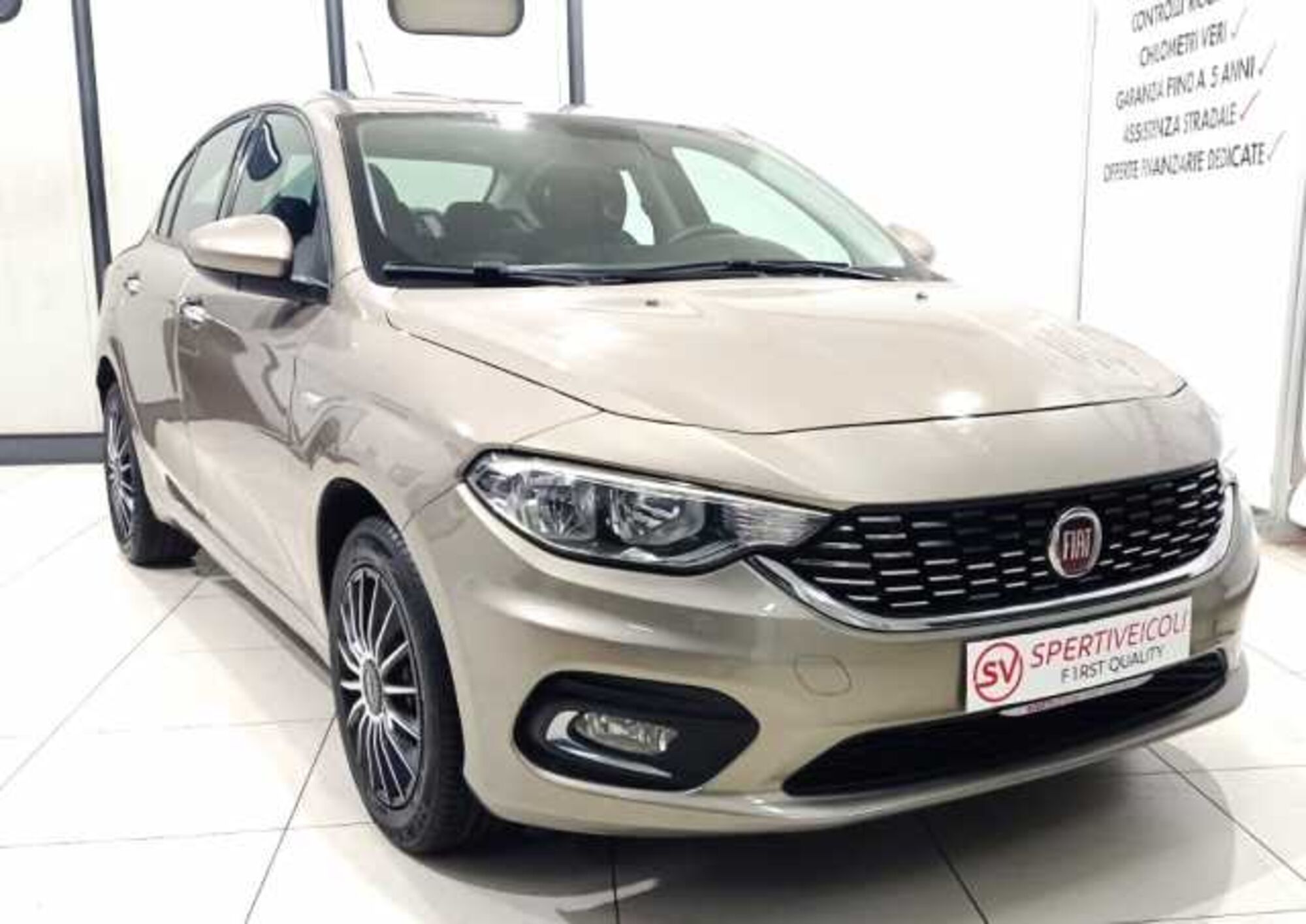 Fiat Tipo Tipo 1.4 5 porte Easy  del 2017 usata a Maglie