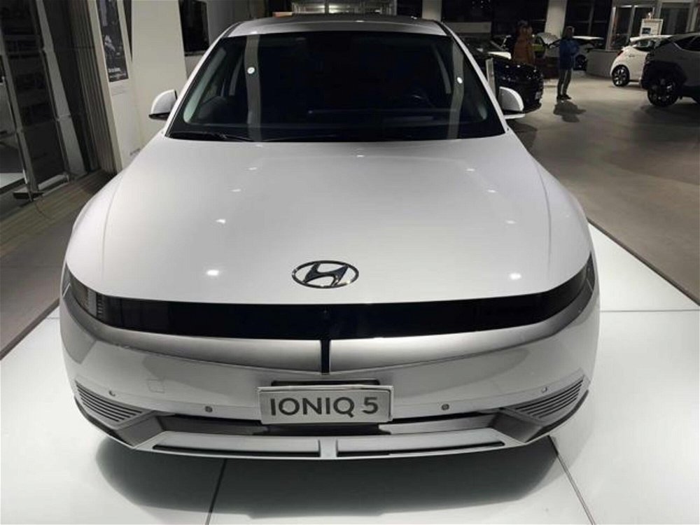 Hyundai Ioniq 5  5 72,6 kWh Evolution del 2021 usata a Pesaro (3)
