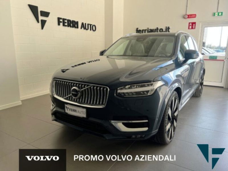 Volvo XC90 T8 Recharge AWD Plug-in Hybrid aut. 7 posti Inscription  nuova a Tavagnacco