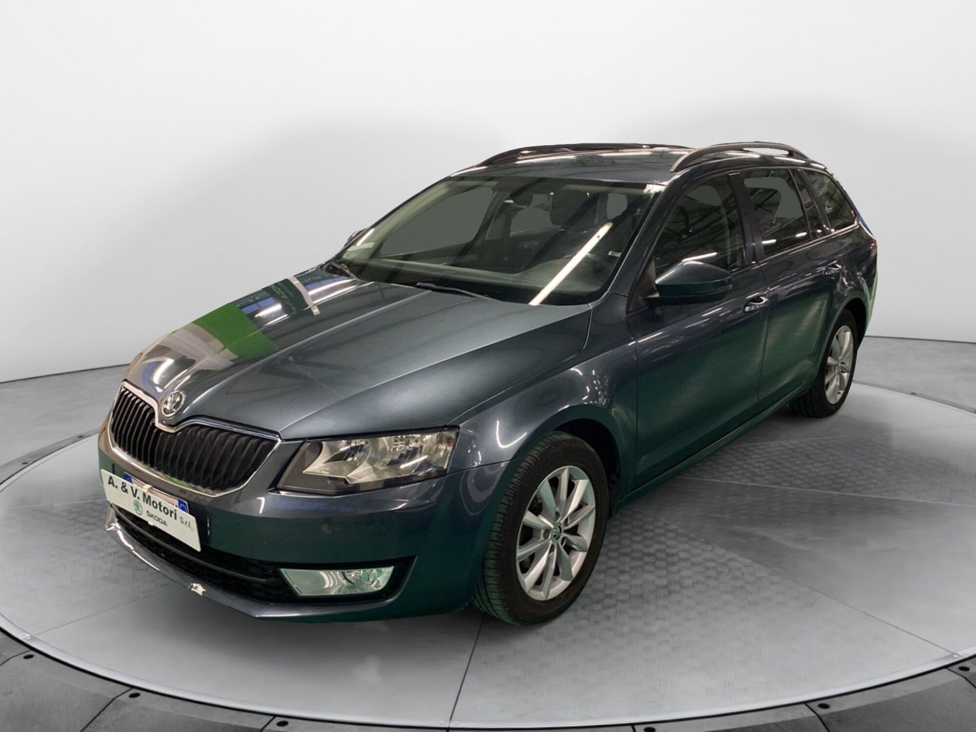 Skoda Octavia Station Wagon 1.6 TDI CR 105 CV Wagon Executive  del 2014 usata a Rizziconi