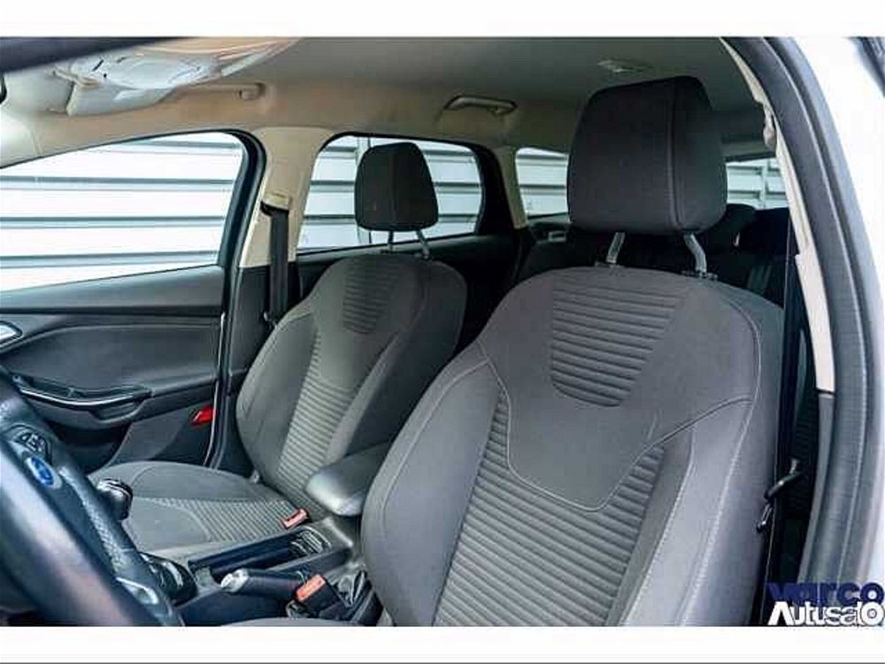 Ford Focus Station Wagon 1.5 TDCi 120 CV Start&Stop SW Titanium del 2016 usata a Milano (5)