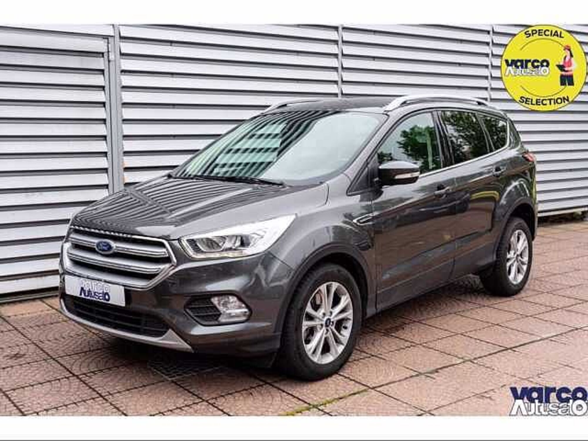 Ford Kuga 1.5 TDCI 120 CV S&amp;S 2WD Powershift Titanium  del 2018 usata a Milano