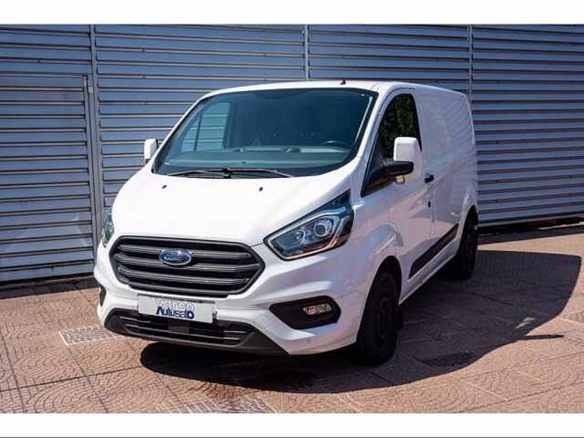 Ford Transit Custom Furgone 280 2.0 TDCi 130 PC Furgone Trend  del 2018 usata a Milano