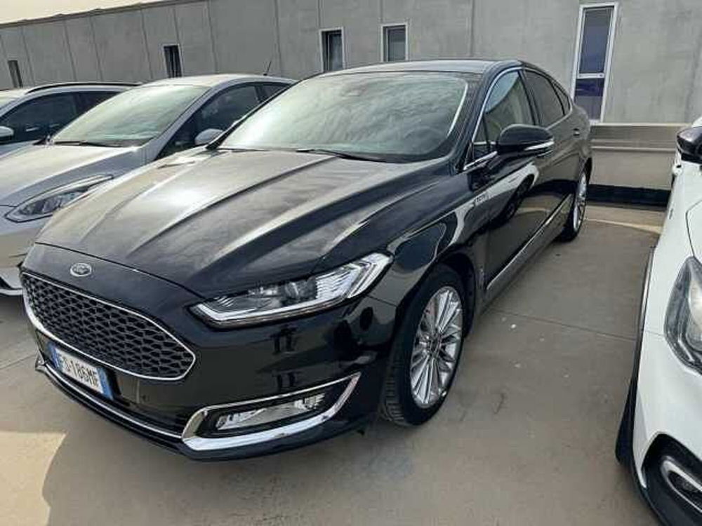 Ford Mondeo Full Hybrid 2.0 187 CV eCVT 4 porte Vignale  del 2018 usata a Cagliari