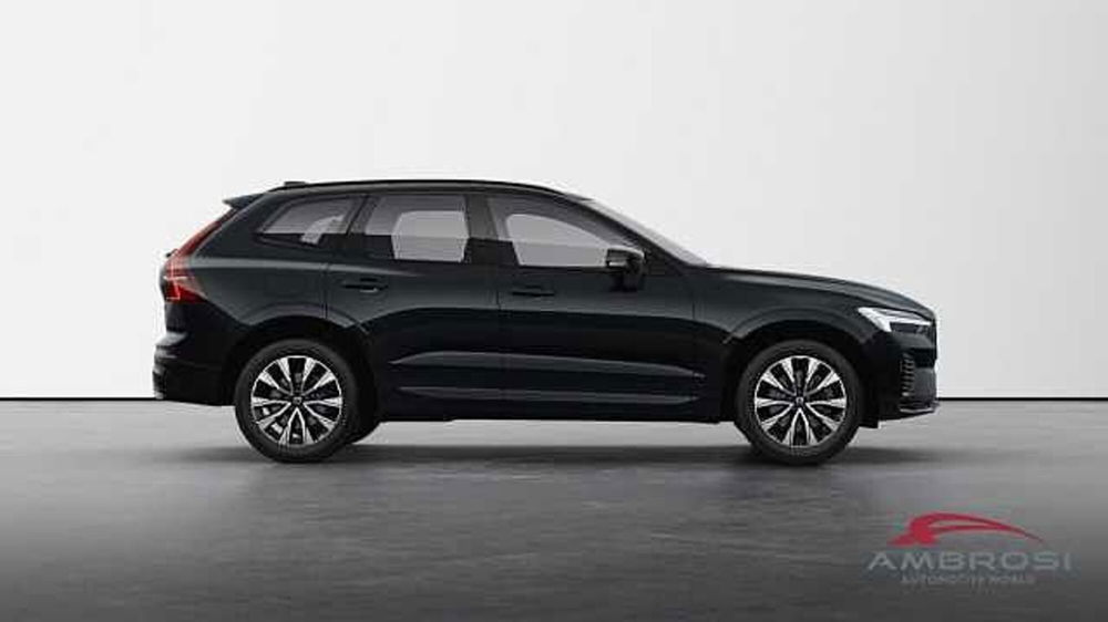 Volvo XC60 B4 (d) AWD automatico Plus Dark nuova a Corciano (4)