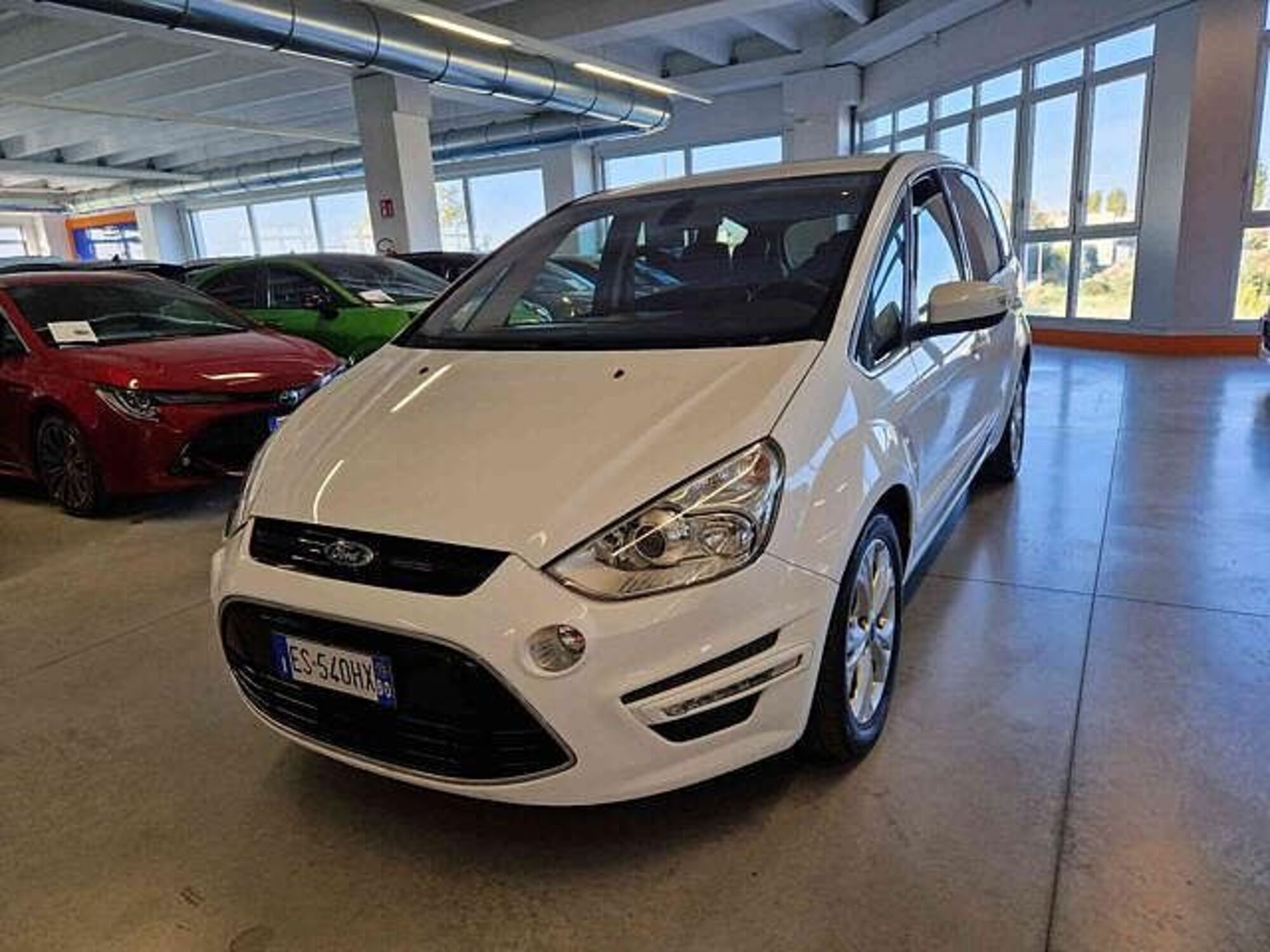 Ford S-Max 2.0 TDCi 163CV Powershift Tit. DPF del 2013 usata a Imola