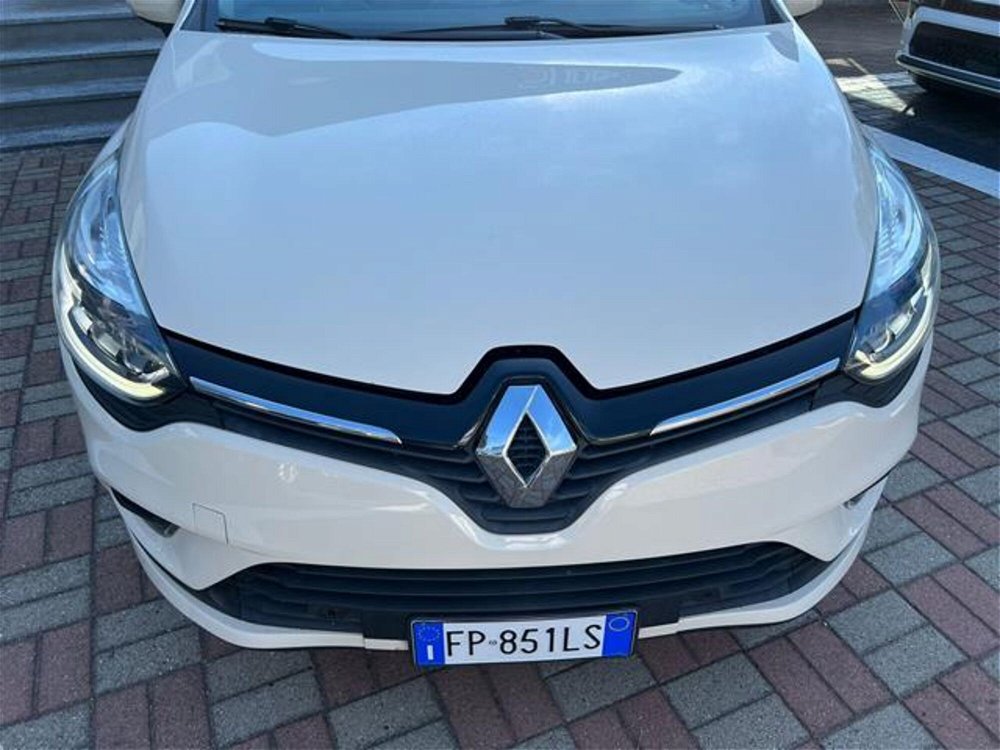 Renault Clio dCi 8V 90CV EDC Start&Stop 5 porte Energy Intens  del 2018 usata a Vigevano (2)