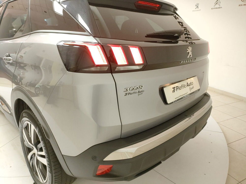 Peugeot 3008 usata a Teramo (8)