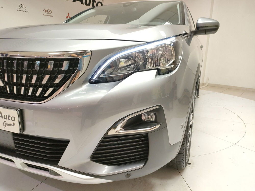 Peugeot 3008 usata a Teramo (9)