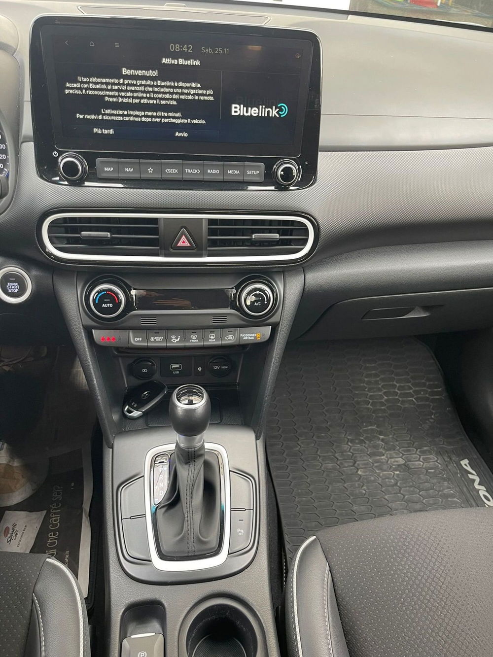 Hyundai Kona usata a Lecce (8)