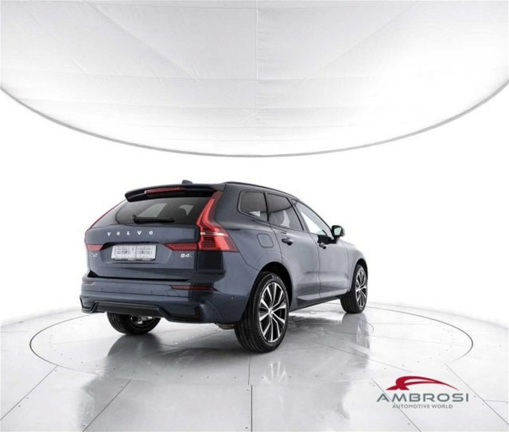 Volvo XC60 T6 Recharge AWD Plug-in Hybrid aut. Ultimate Bright nuova a Corciano (3)
