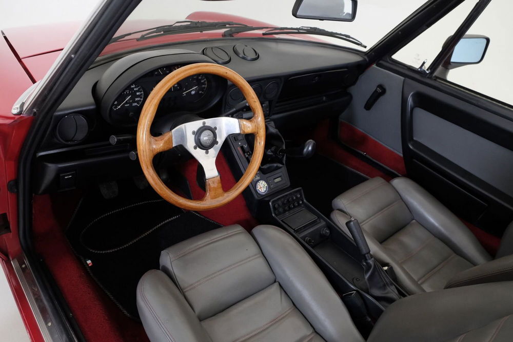 Alfa Romeo Spider usata a Torino (6)