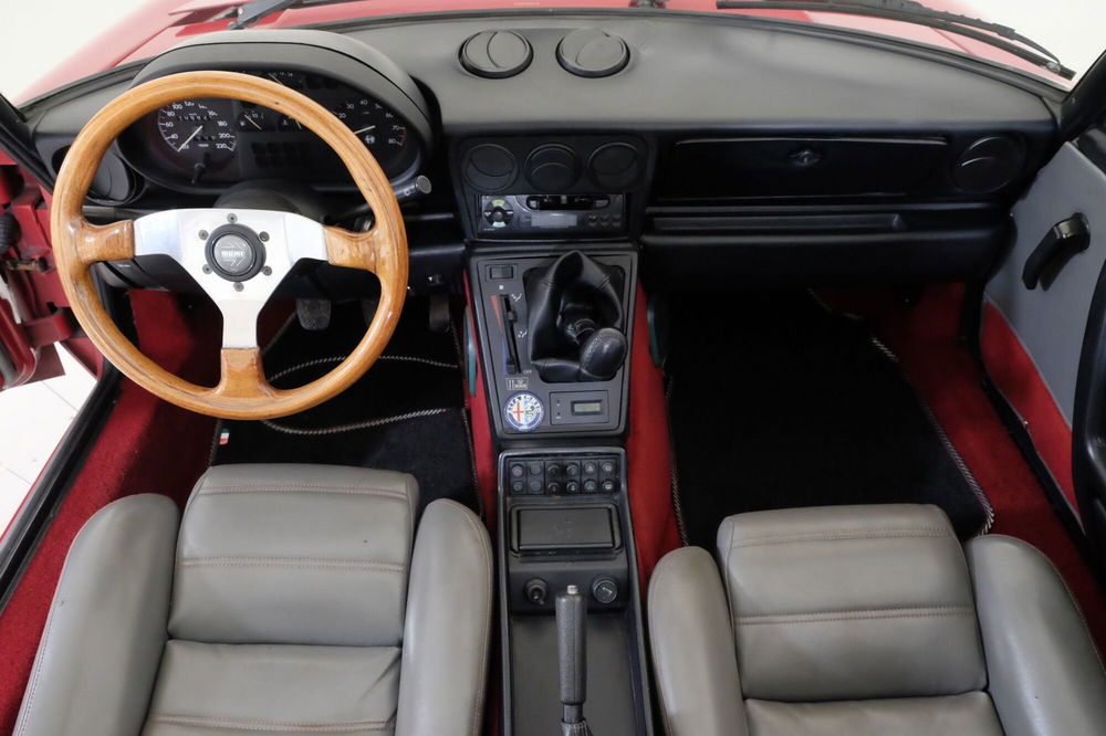 Alfa Romeo Spider usata a Torino (8)