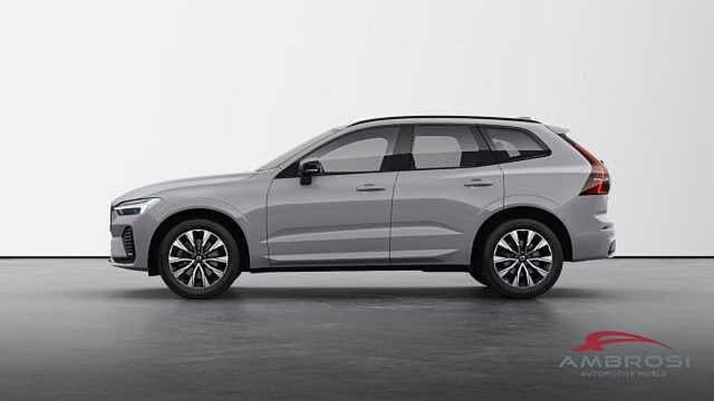 Volvo XC60 B4 (d) AWD automatico Plus Dark nuova a Corciano (2)