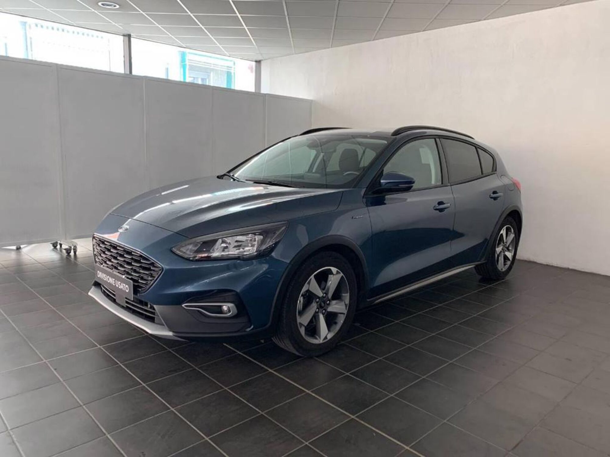 Ford Focus 1.5 EcoBlue 120 CV 5p. Active  del 2020 usata a Torino