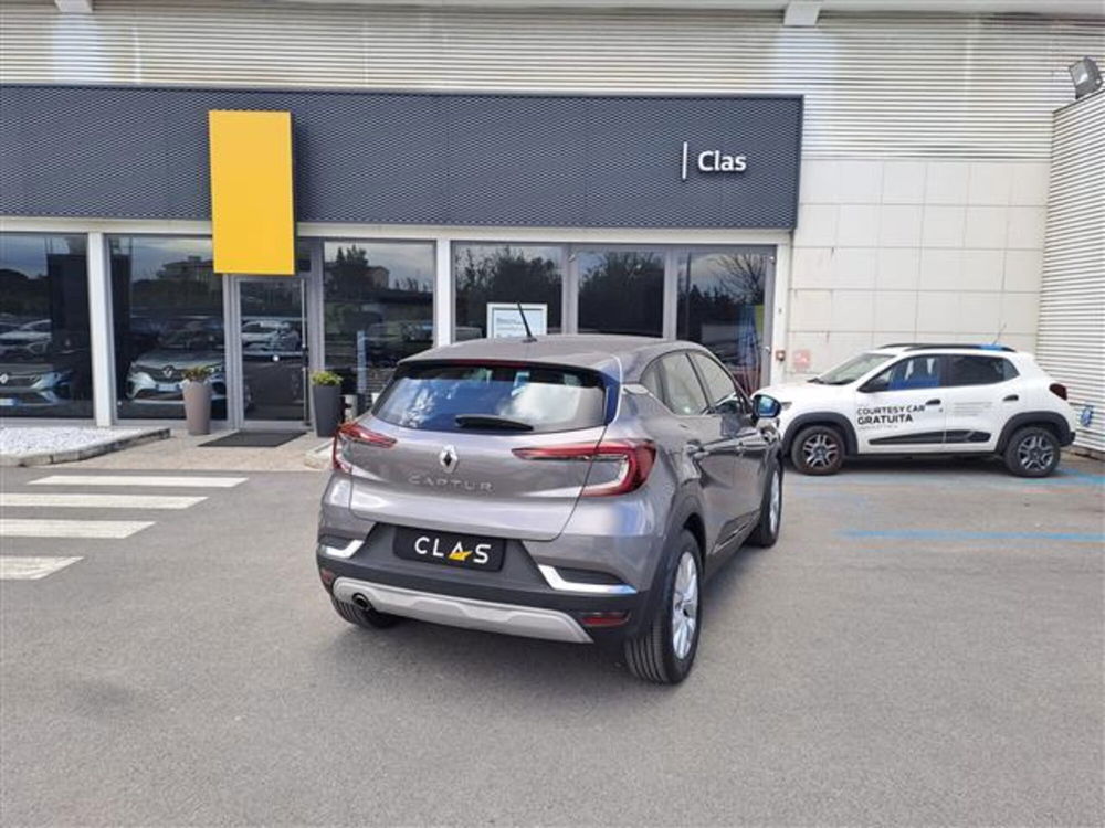 Renault Captur usata a Livorno (8)