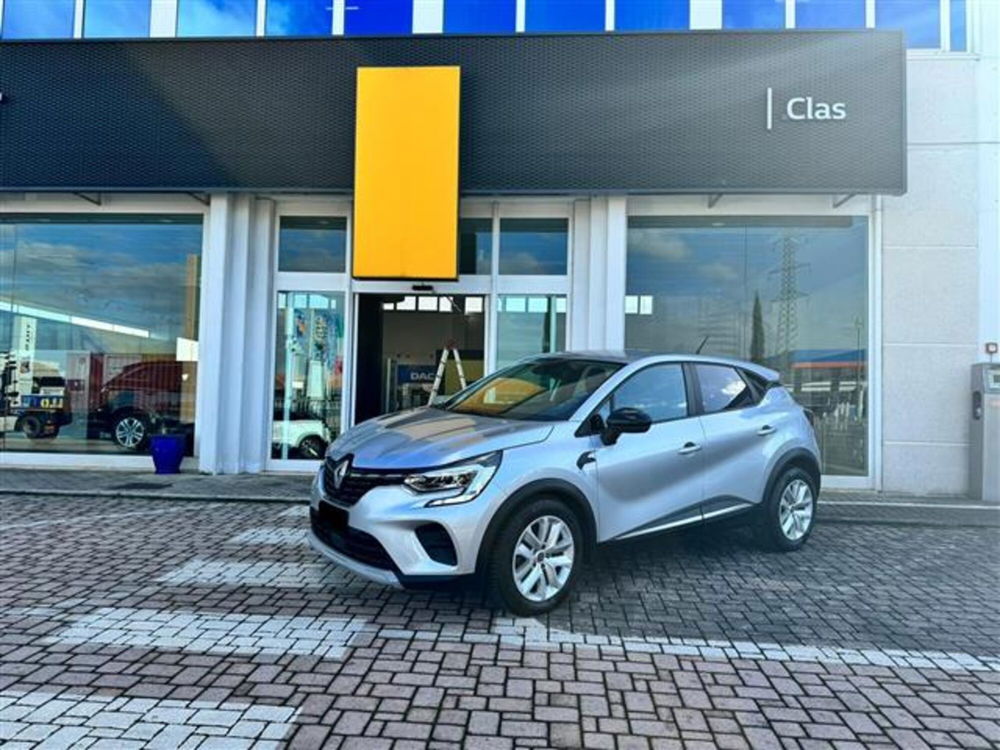 Renault Captur Blue dCi 95 CV Zen  del 2020 usata a Livorno (3)