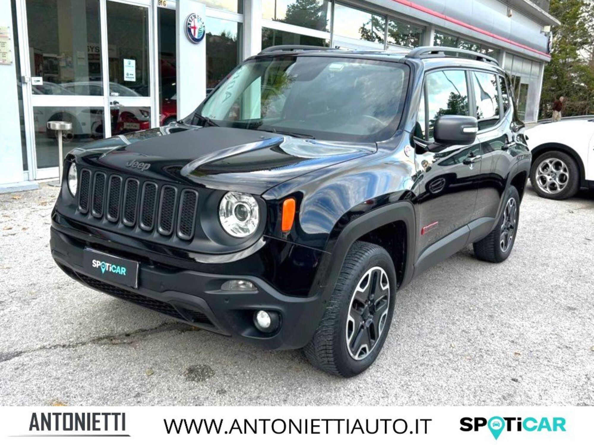 Jeep Renegade 2.0 Mjt 170CV 4WD Active Drive Low Trailhawk  del 2017 usata a Fabriano