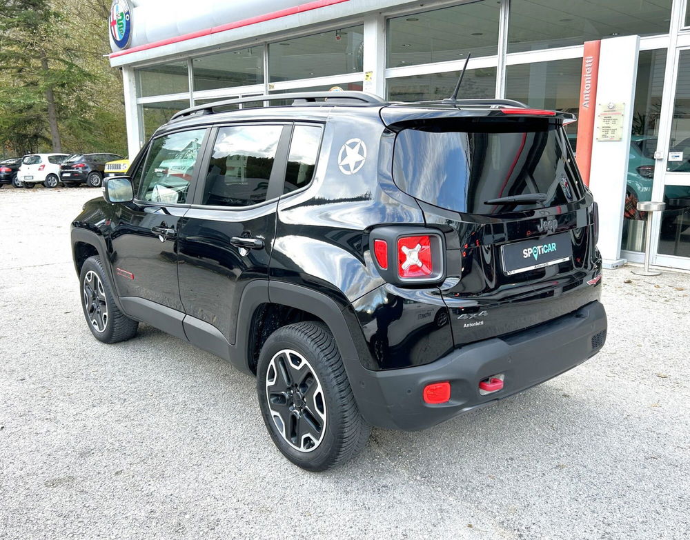 Jeep Renegade 2.0 Mjt 170CV 4WD Active Drive Low Trailhawk  del 2017 usata a Fabriano (4)