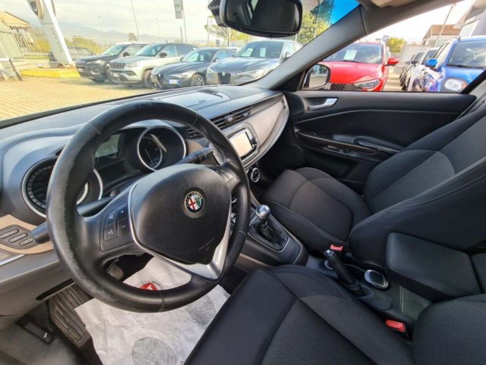 Alfa Romeo Giulietta usata a Frosinone (11)