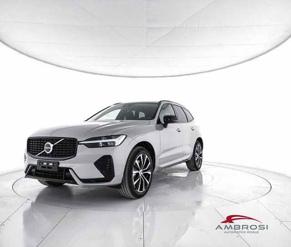 Volvo XC60 B4 (d) AWD automatico Core nuova a Corciano