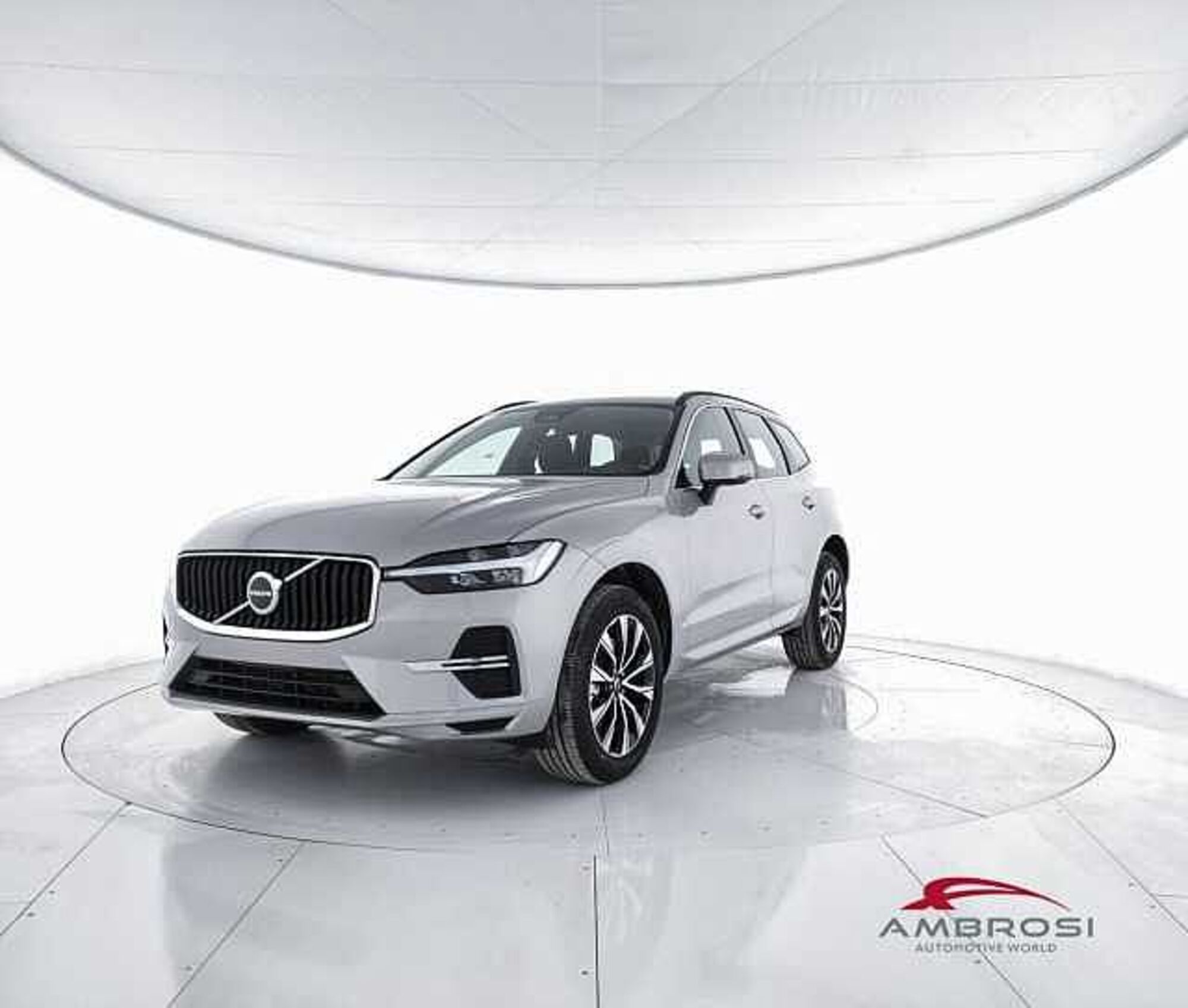 Volvo XC40 B4 AWD automatico Core nuova a Corciano