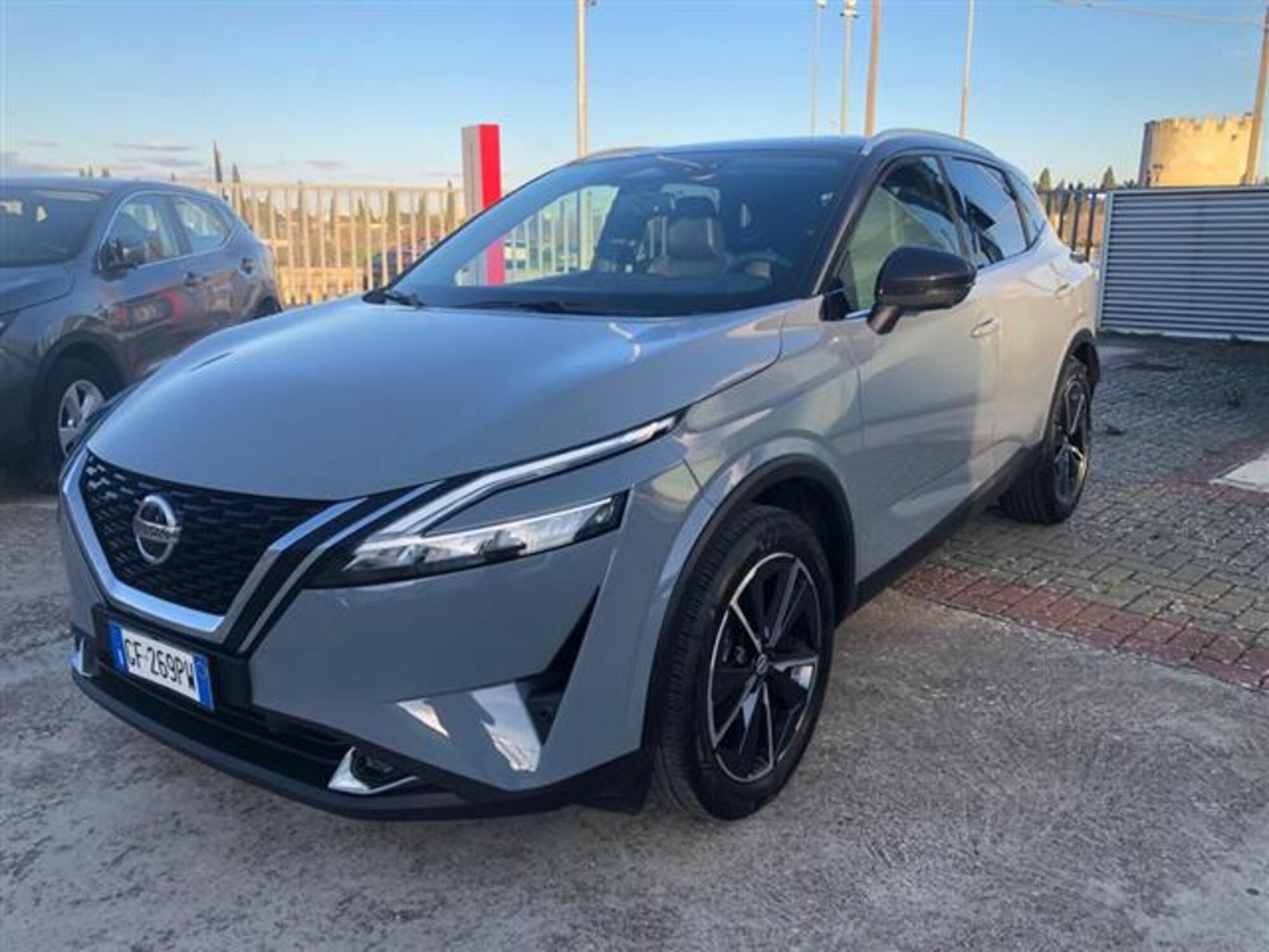 Nissan Qashqai 1.3 mhev Tekna 2wd 140cv del 2021 usata a Brindisi