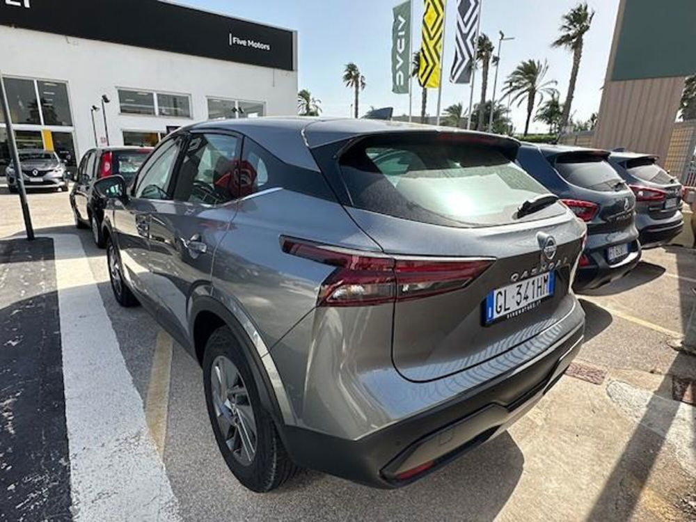 Nissan Qashqai MHEV 140 CV Business del 2022 usata a Brindisi (5)