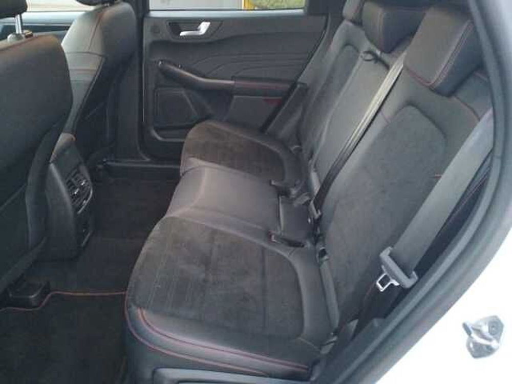 Ford Kuga usata a Milano (8)