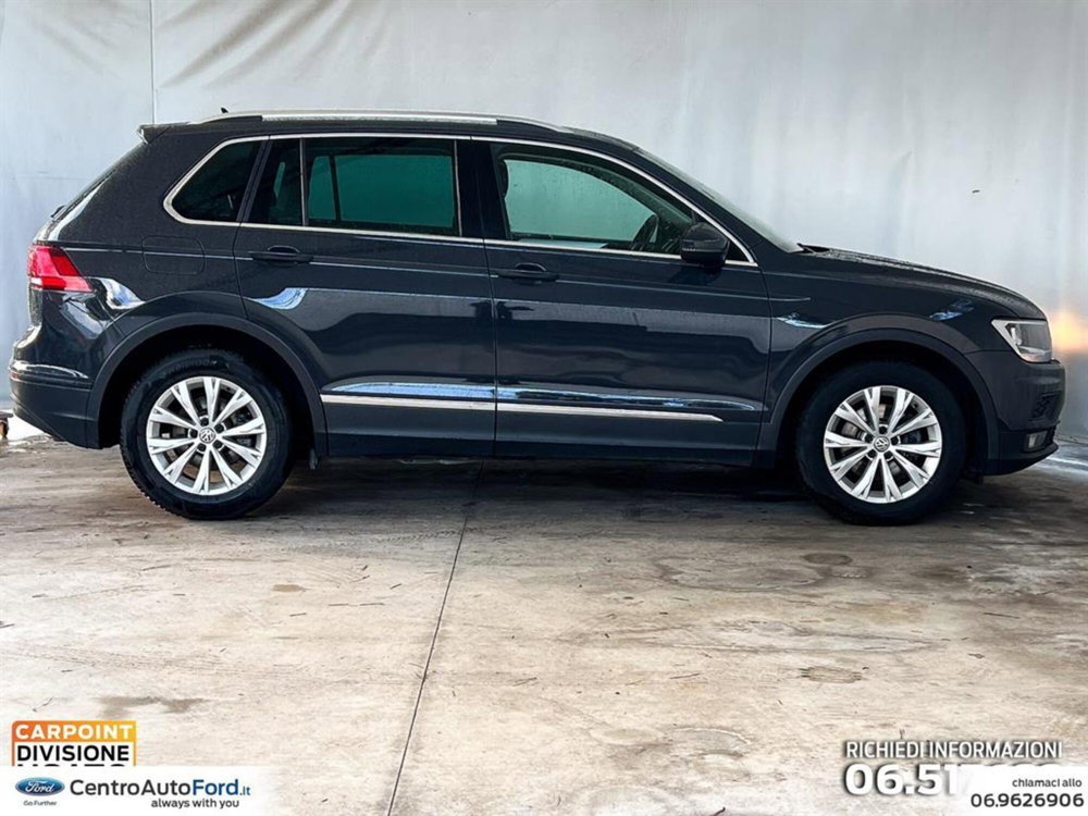 Volkswagen Tiguan 1.6 TDI SCR Business BlueMotion Technology  del 2018 usata a Albano Laziale (5)
