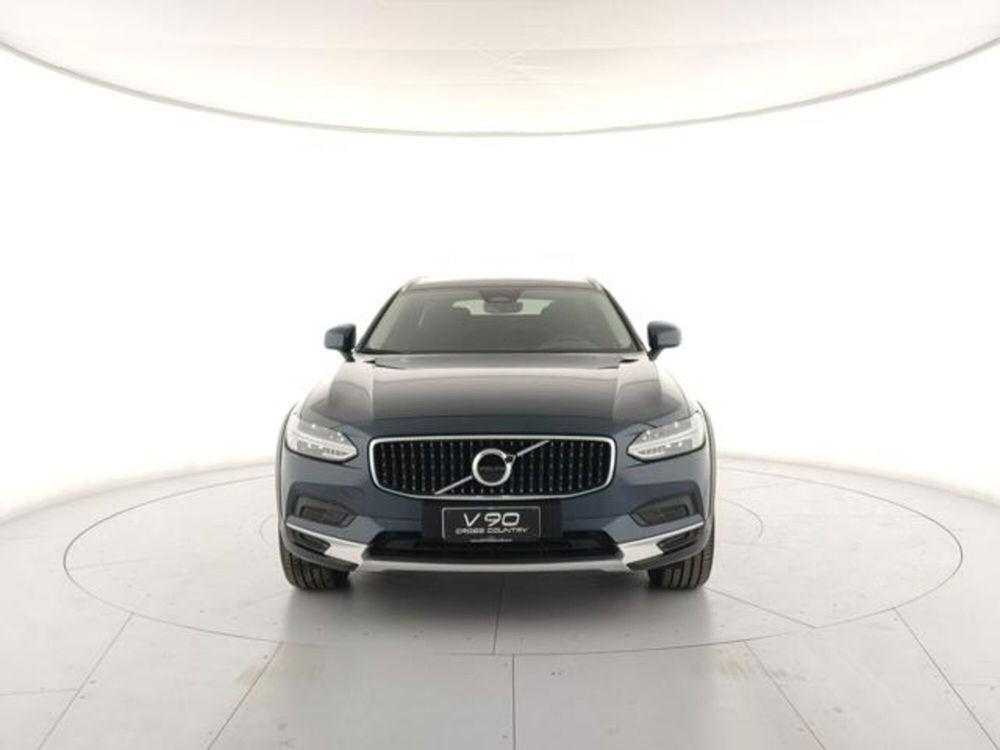 Volvo V90 Cross Country nuova a Modena (7)