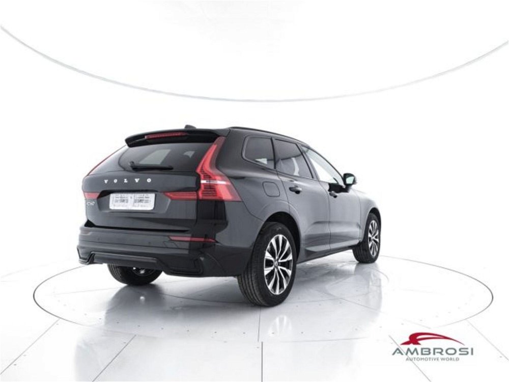 Volvo XC60 T6 Recharge AWD Plug-in Hybrid aut. Ultimate Bright nuova a Corciano (3)