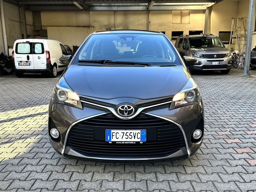 Toyota Yaris 1.D-4D 5 porte Active  del 2016 usata a Gallarate (2)