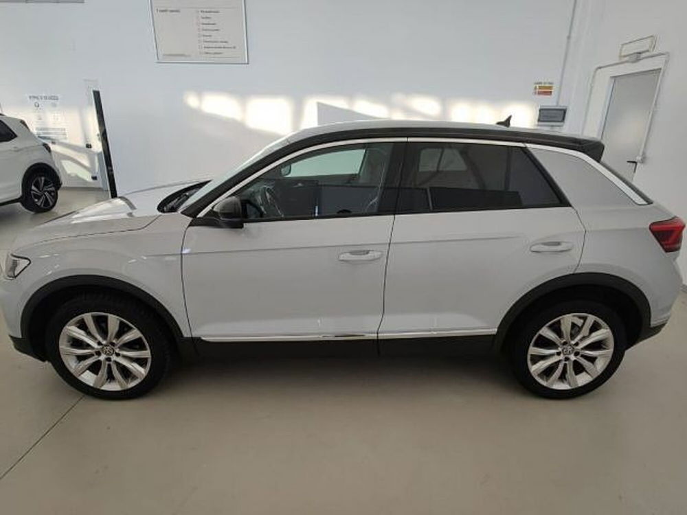 Volkswagen T-Roc 1.6 TDI SCR Advanced BlueMotion Technology del 2020 usata a Alba (4)