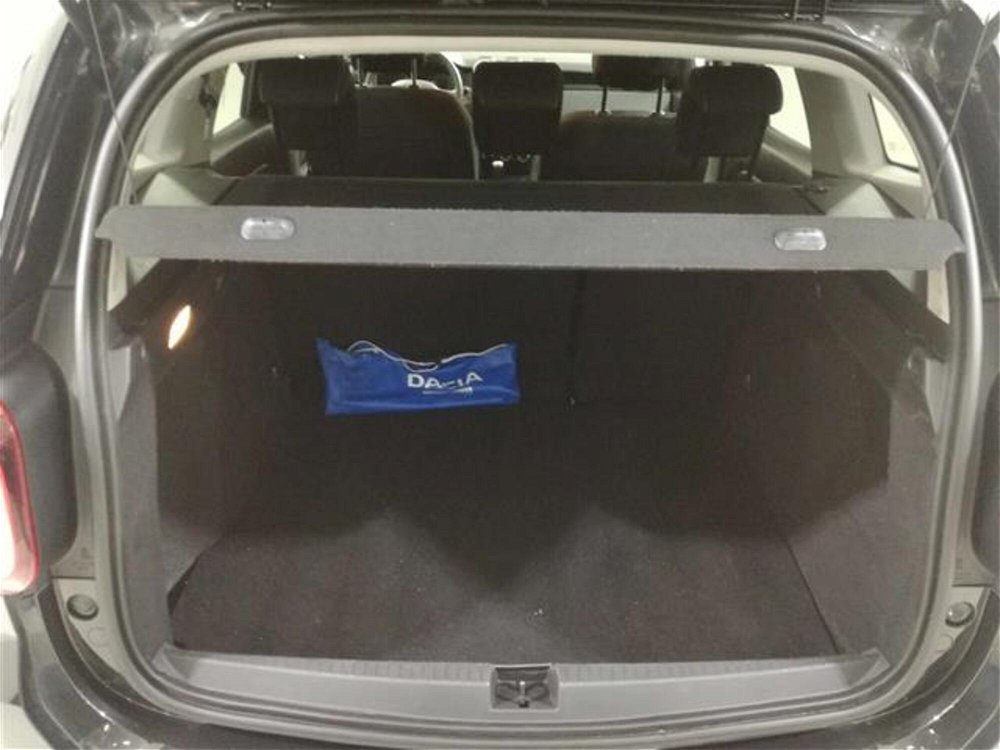 Dacia Duster 1.5 Blue dCi 8V 115 CV 4x2 Prestige  del 2019 usata a Salerno (5)